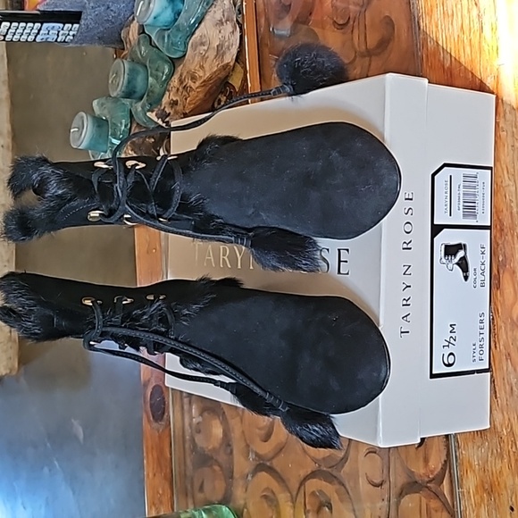 Taryn Rose Forsters Black Kid suede FUR boots zippered size 6.5 M with box - Picture 1 of 13